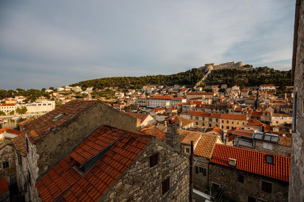 Hvar Old Dalmatian House Junior Suite - Deck 3 Hvar Town Exterior foto